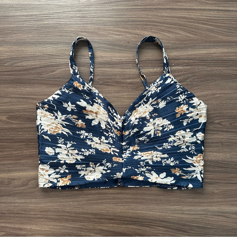 Abercrombie & Fitch Floral Crop Top